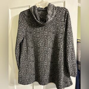 SNO SKINS Black and Gray Geometric Tunic